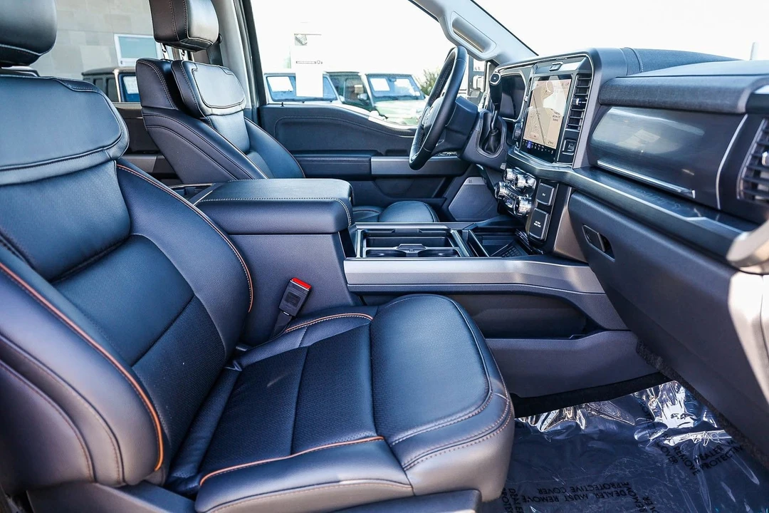 2026 Ford Super Duty 5th Gen - Image 16 of 31