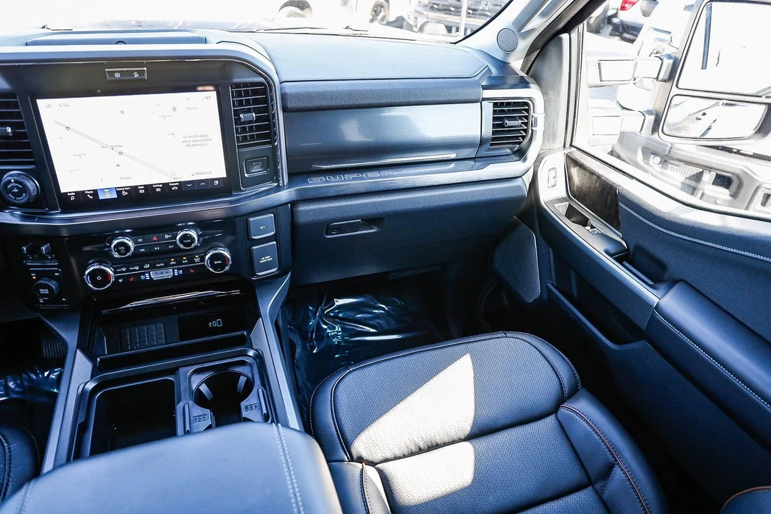 2026 Ford Super Duty 5th Gen - Image 15 of 31