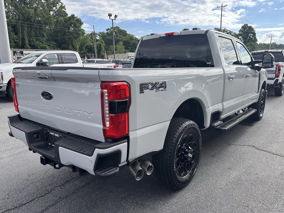 2026 Ford Super Duty 5th Gen - Image 6 of 31
