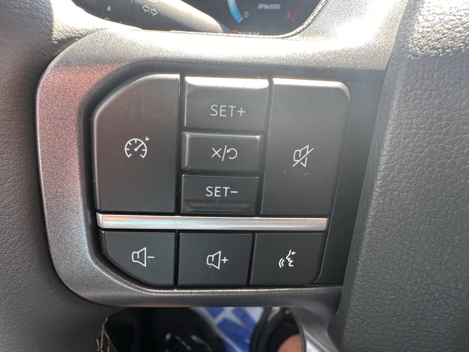 2026 Ford Super Duty 5th Gen - Image 23 of 31