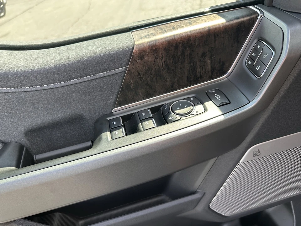 2026 Ford Super Duty 5th Gen - Image 19 of 31
