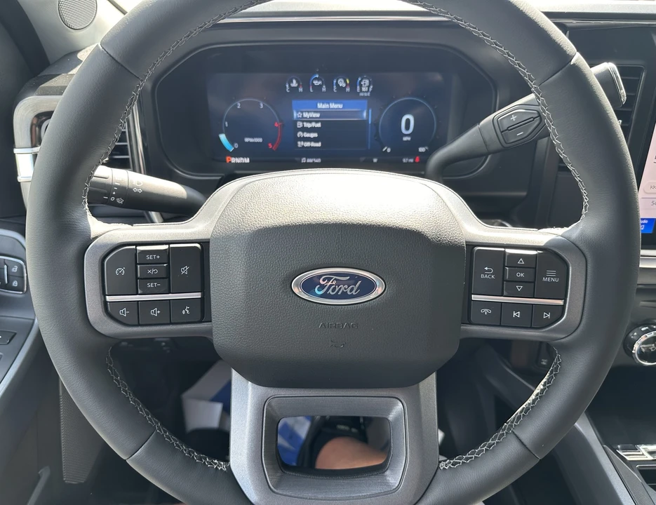 2026 Ford Super Duty 5th Gen - Image 22 of 31