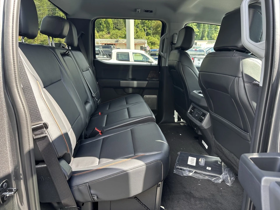 2026 Ford Super Duty 5th Gen - Image 18 of 31
