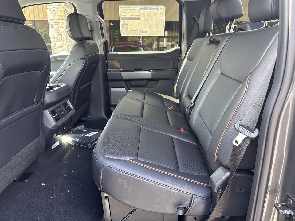 2026 Ford Super Duty 5th Gen - Image 14 of 31