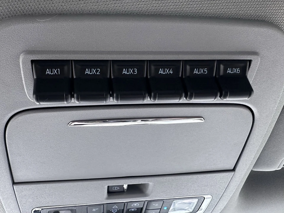 2026 Ford Super Duty 5th Gen - Image 29 of 31