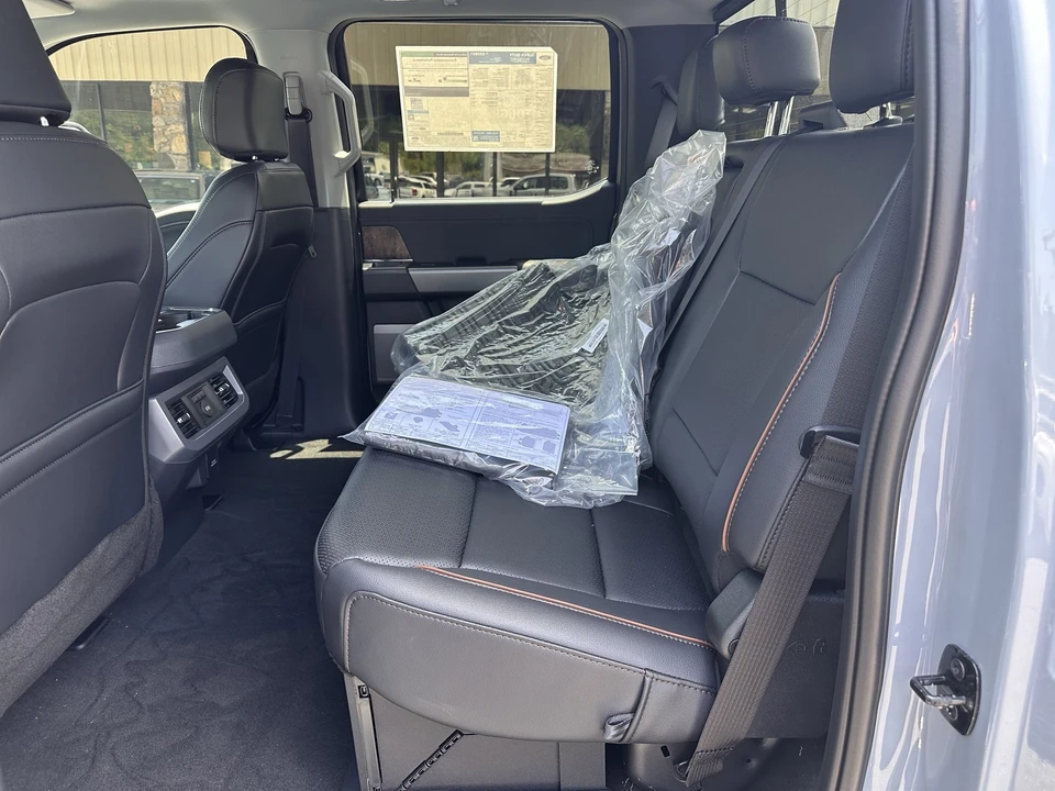 2026 Ford Super Duty 5th Gen - Image 13 of 31