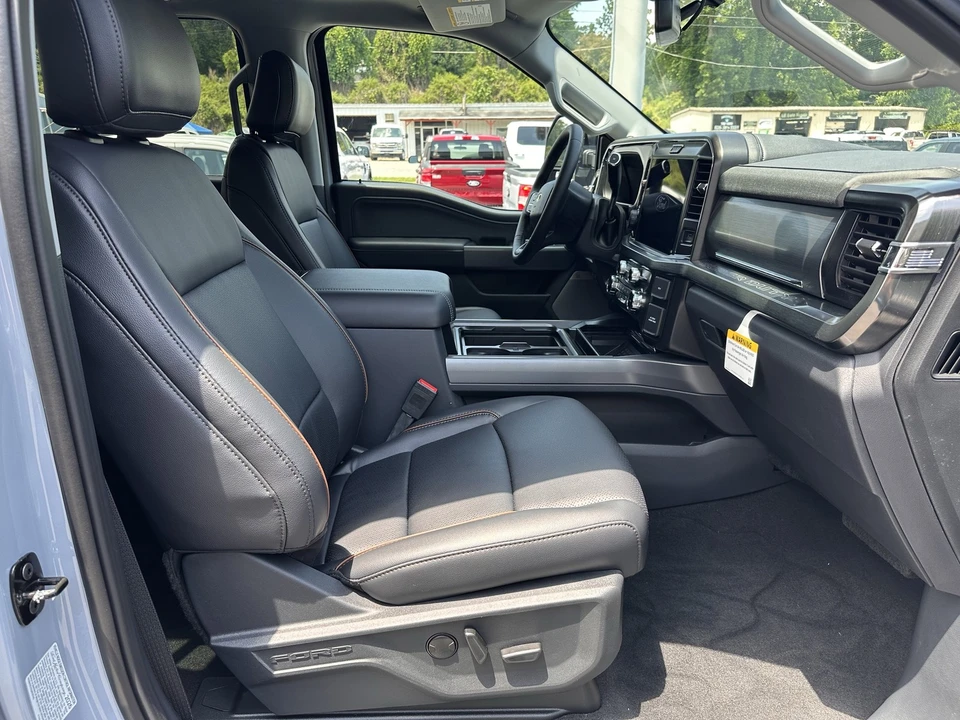 2026 Ford Super Duty 5th Gen - Image 15 of 31