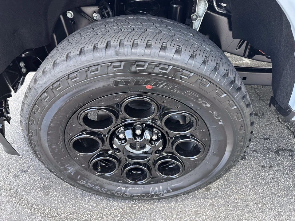 2026 Ford Super Duty 5th Gen - Image 31 of 31