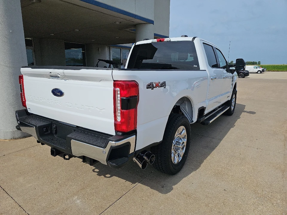 2026 Ford Super Duty 5th Gen - Image 16 of 30