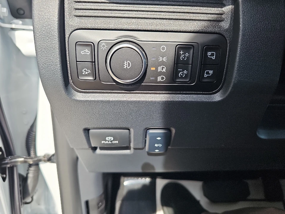 2026 Ford Super Duty 5th Gen - Image 25 of 30