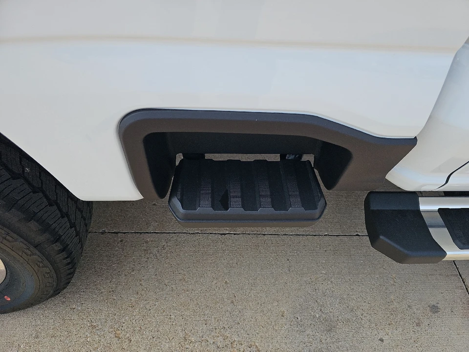 2026 Ford Super Duty 5th Gen - Image 11 of 30
