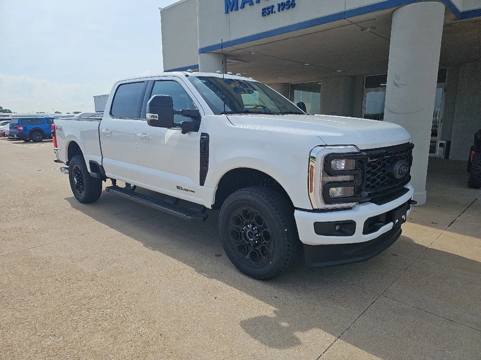 2026 Ford Super Duty 5th Gen - Image 2 of 28