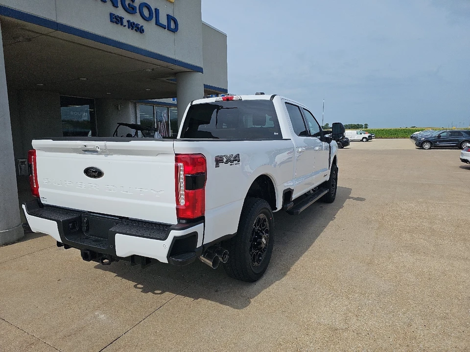 2026 Ford Super Duty 5th Gen - Image 16 of 28