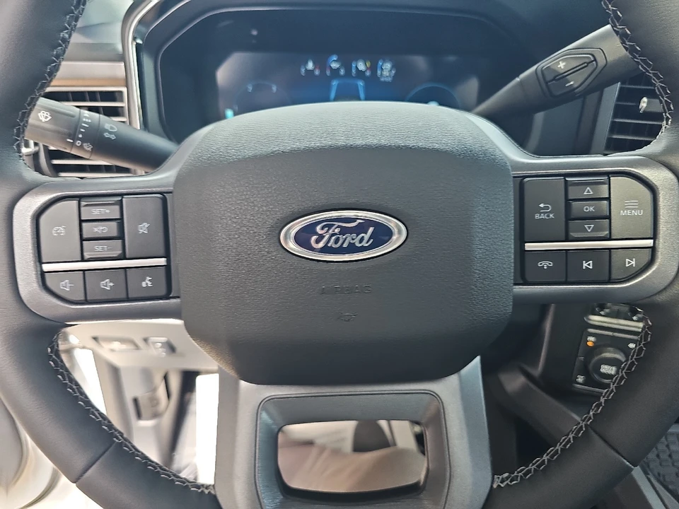 2026 Ford Super Duty 5th Gen - Image 25 of 28