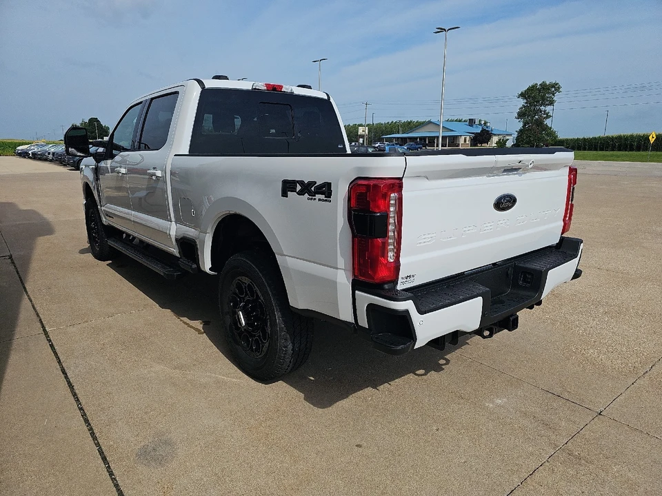 2026 Ford Super Duty 5th Gen - Image 18 of 28