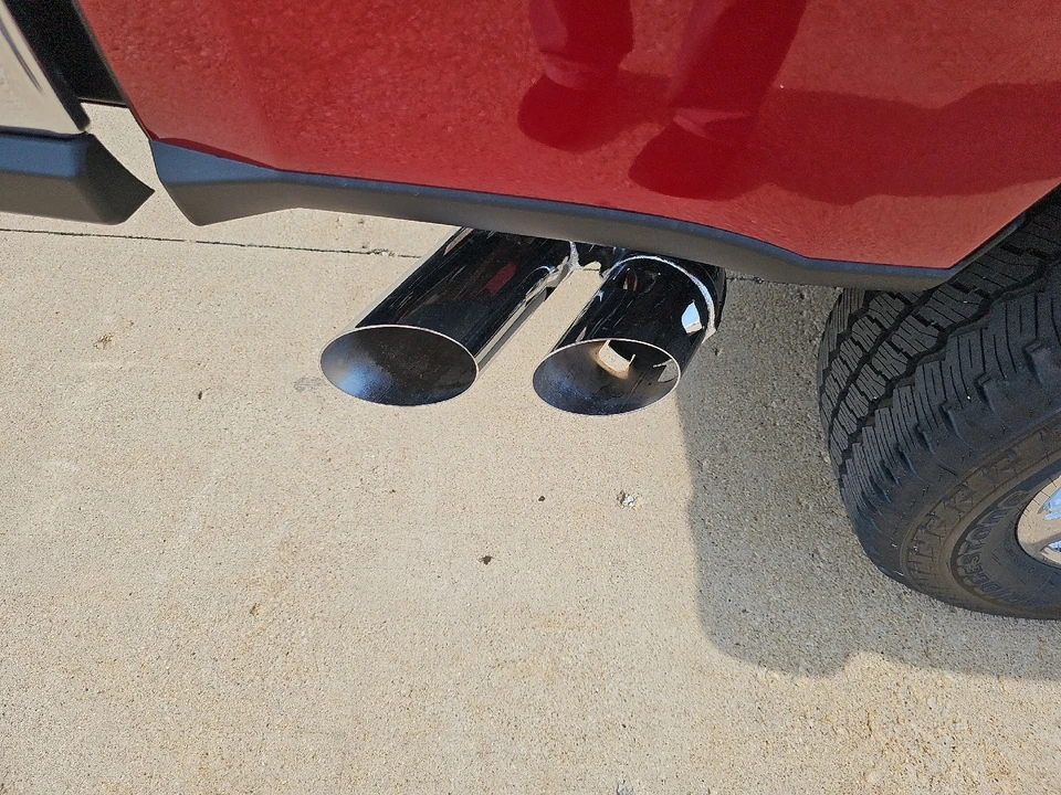 2026 Ford Super Duty 5th Gen - Image 13 of 28