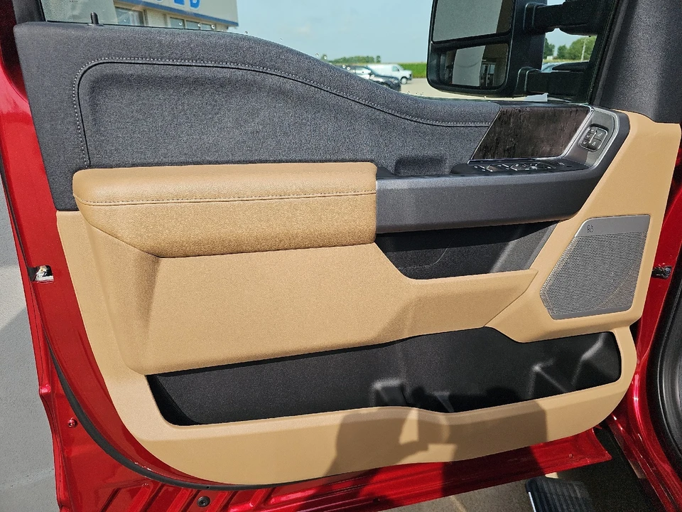 2026 Ford Super Duty 5th Gen - Image 21 of 28