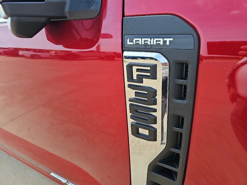 2026 Ford Super Duty 5th Gen - Image 5 of 28