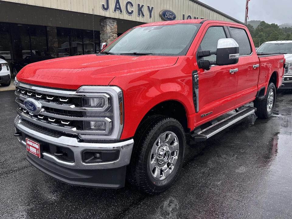 2026 Ford Super Duty 5th Gen - Image 2 of 31