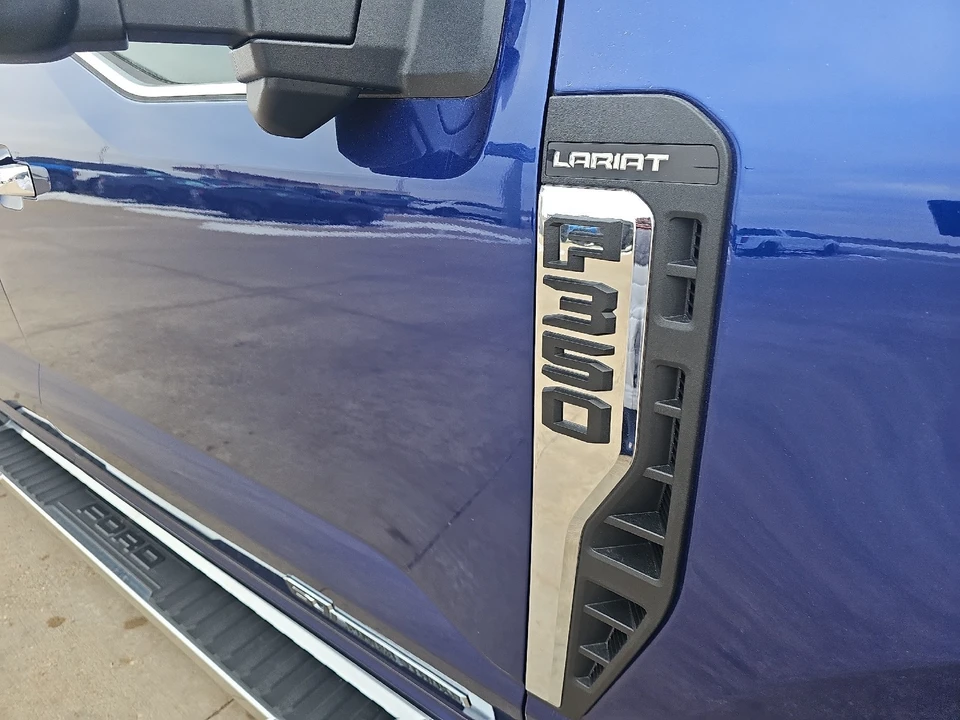 2026 Ford Super Duty 5th Gen - Image 5 of 28