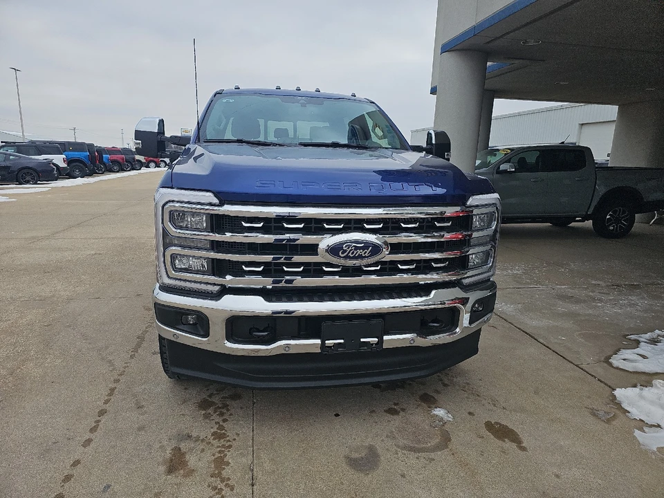 2026 Ford Super Duty 5th Gen - Image 3 of 28