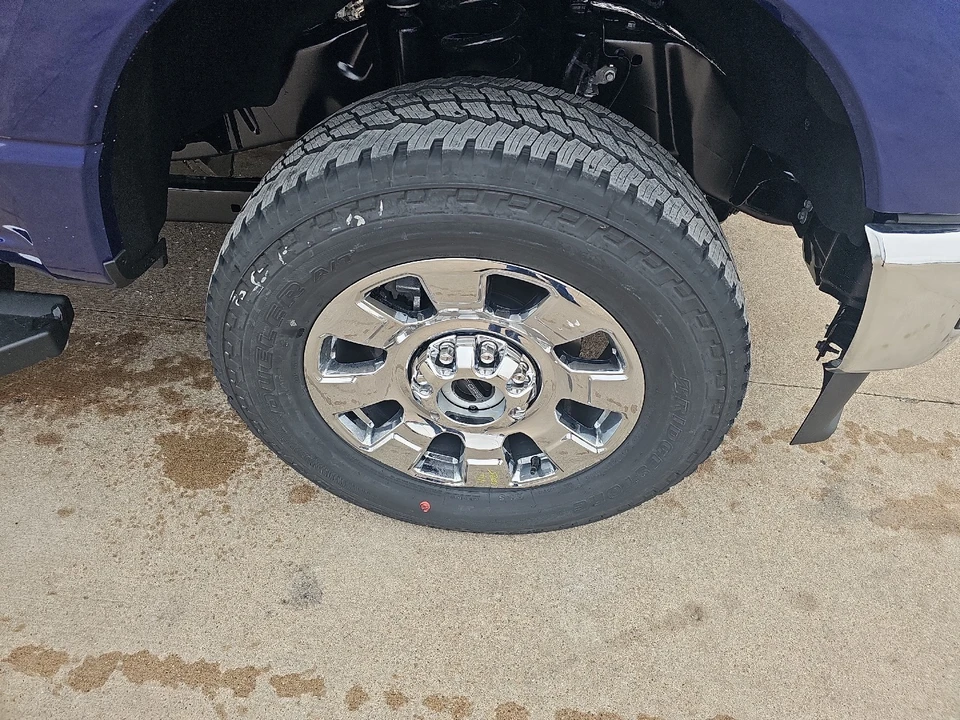 2026 Ford Super Duty 5th Gen - Image 4 of 28