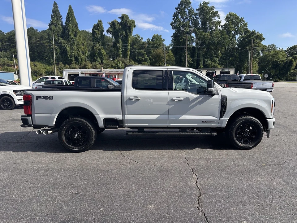 2026 Ford Super Duty 5th Gen - Image 5 of 31