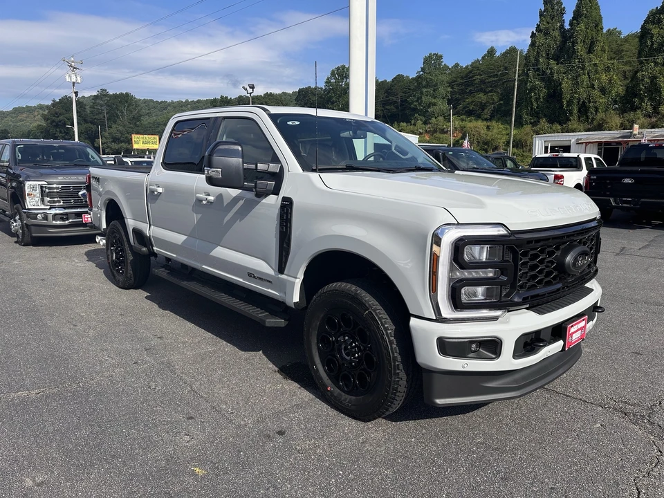 2026 Ford Super Duty 5th Gen - Image 4 of 31