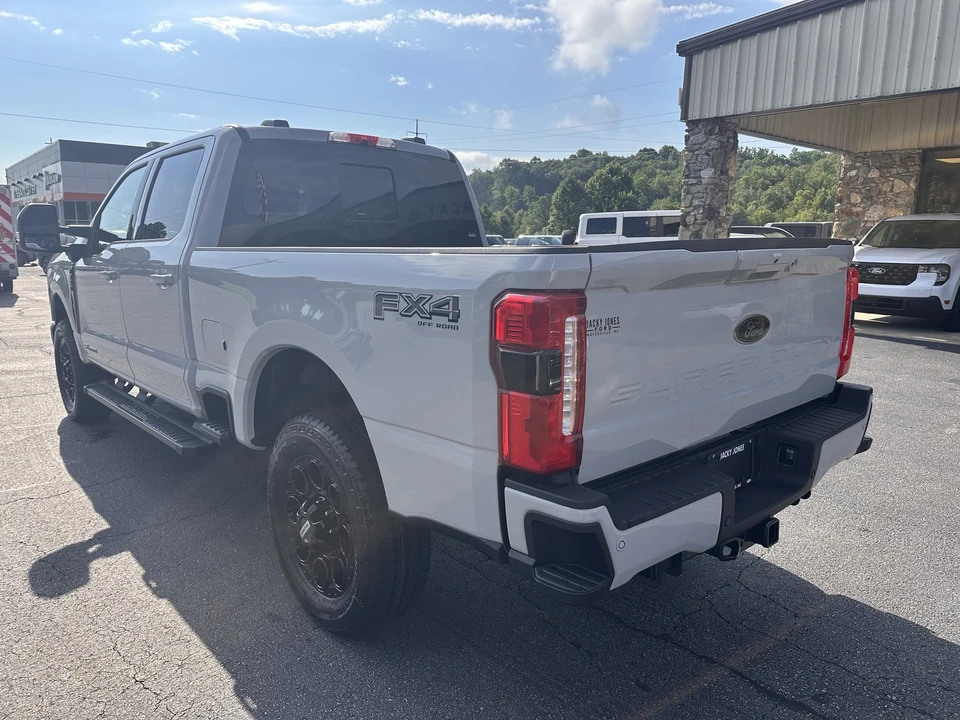 2026 Ford Super Duty 5th Gen - Image 8 of 31