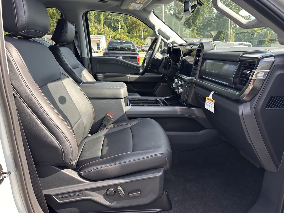 2026 Ford Super Duty 5th Gen - Image 15 of 31