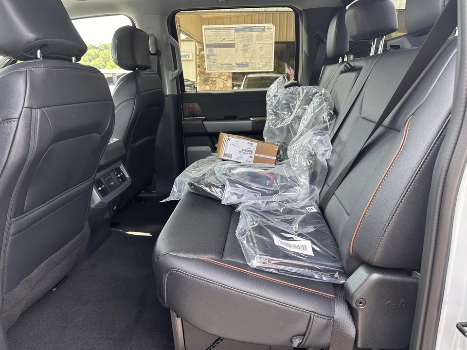 2026 Ford Super Duty 5th Gen - Image 13 of 31