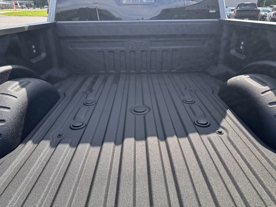 2026 Ford Super Duty 5th Gen - Image 9 of 31