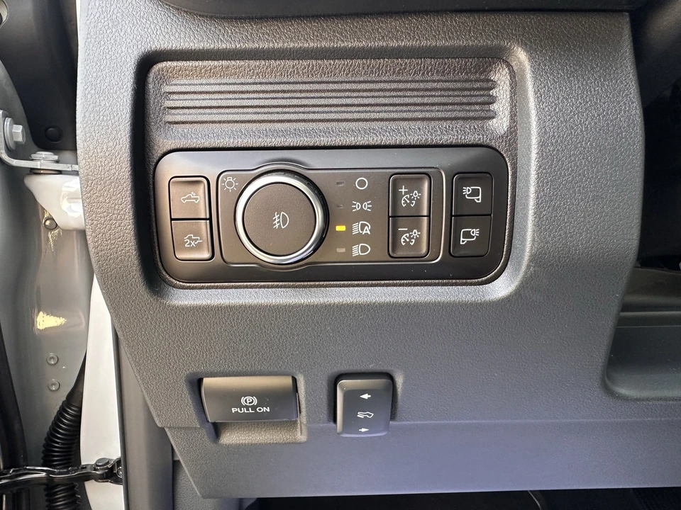 2026 Ford Super Duty 5th Gen - Image 19 of 31