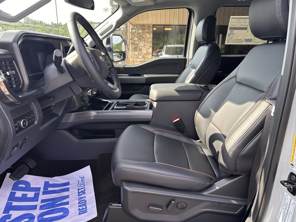 2026 Ford Super Duty 5th Gen - Image 11 of 31
