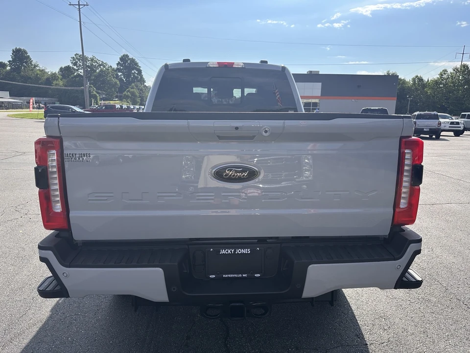 2026 Ford Super Duty 5th Gen - Image 7 of 31