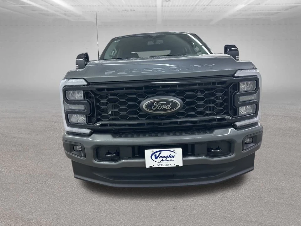 2026 Ford Super Duty 5th Gen - Image 3 of 12