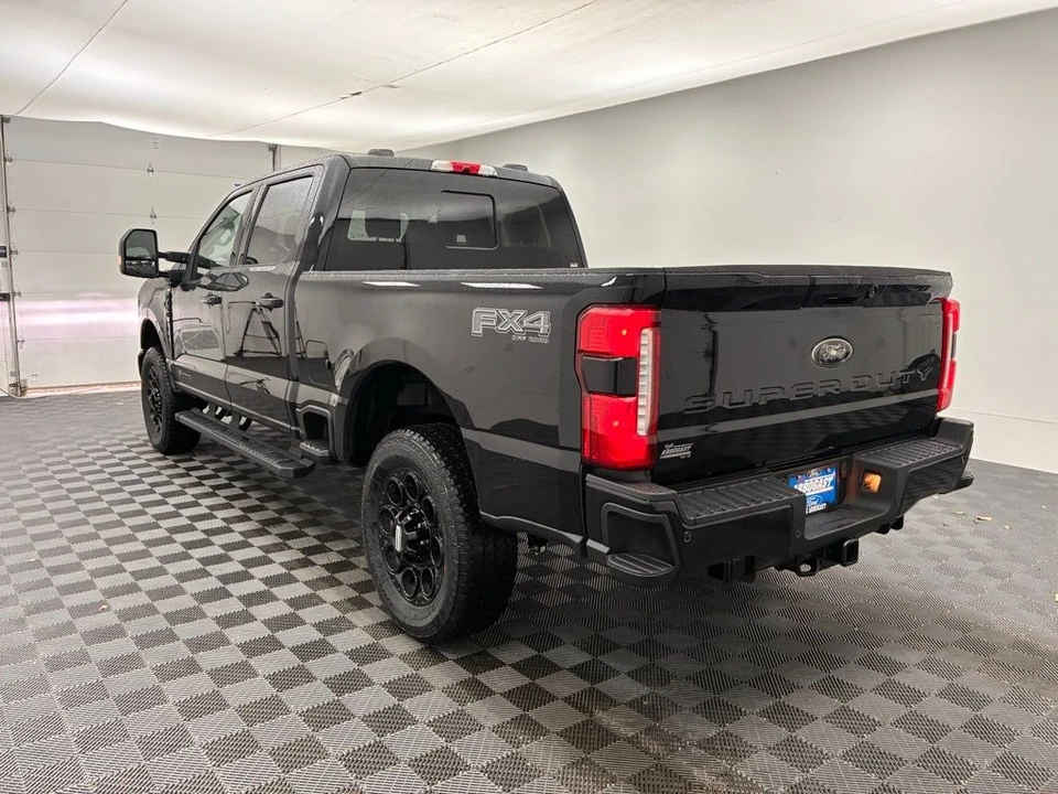 2026 Ford Super Duty 5th Gen - Image 11 of 12