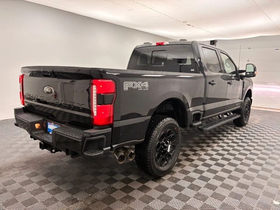 2026 Ford Super Duty 5th Gen - Image 8 of 12