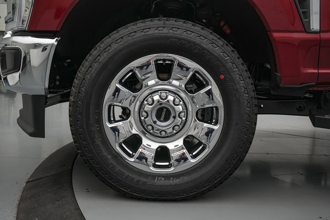 2026 Ford Super Duty 5th Gen - Image 12 of 25