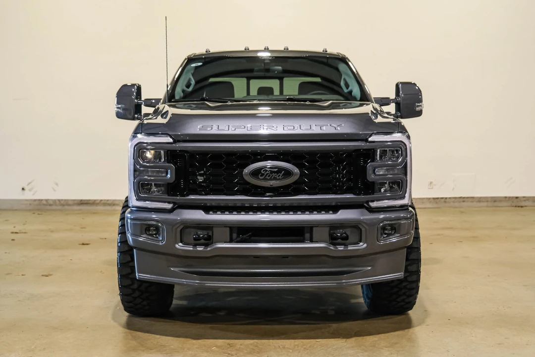 2026 Ford Super Duty 5th Gen - Image 2 of 12