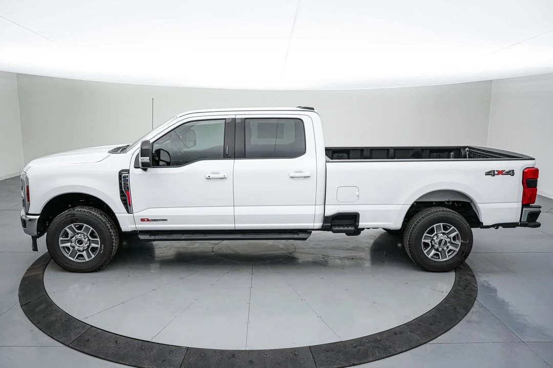 2026 Ford Super Duty 5th Gen - Image 9 of 21