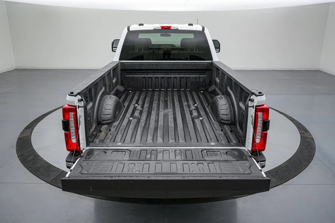 2026 Ford Super Duty 5th Gen - Image 7 of 21