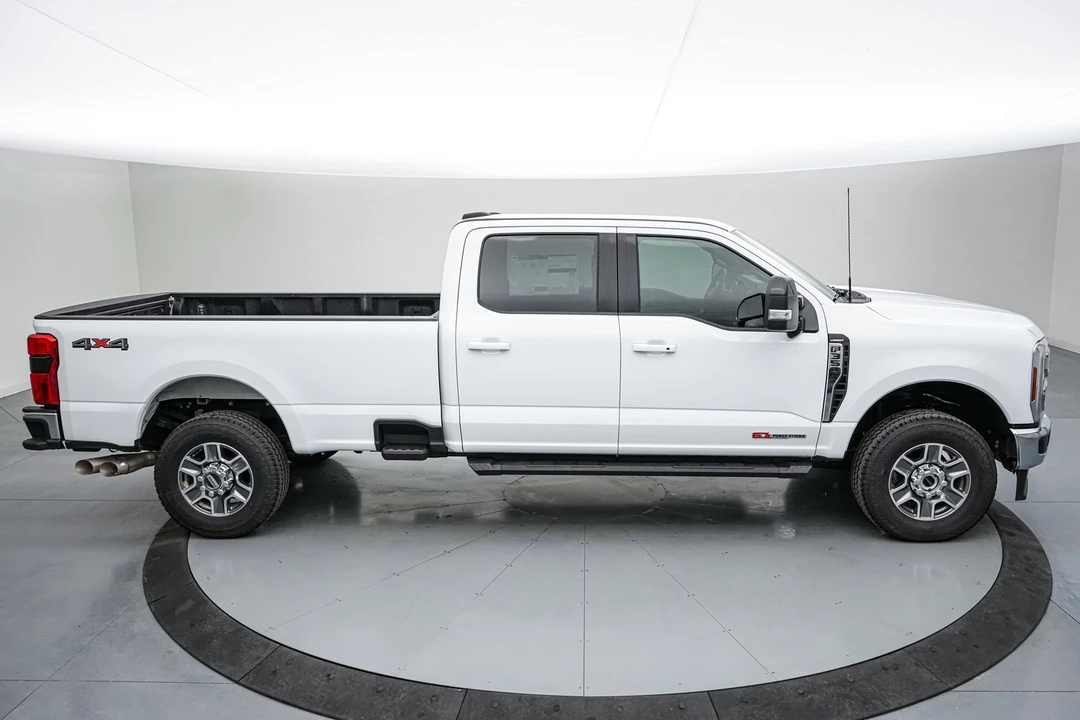 2026 Ford Super Duty 5th Gen - Image 4 of 21