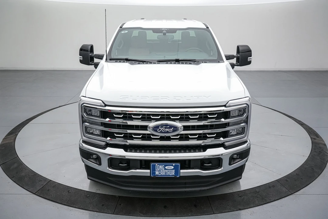 2026 Ford Super Duty 5th Gen - Image 11 of 28