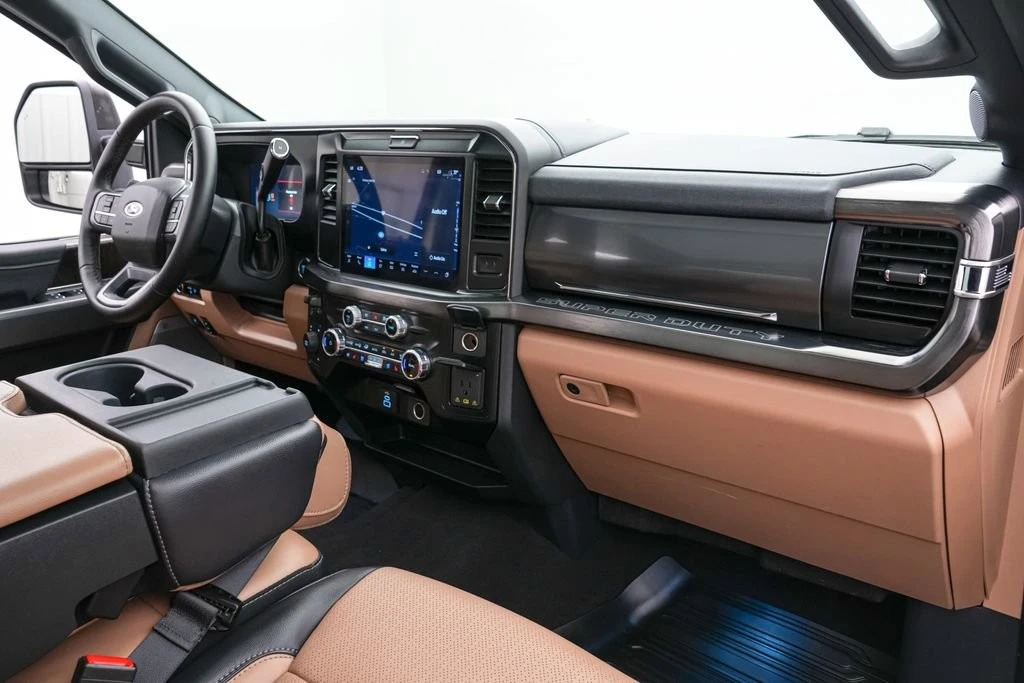2026 Ford Super Duty 5th Gen - Image 25 of 27