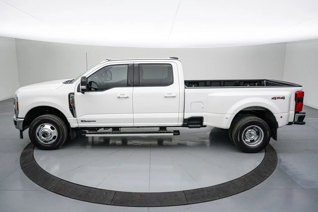 2026 Ford Super Duty 5th Gen - Image 9 of 27