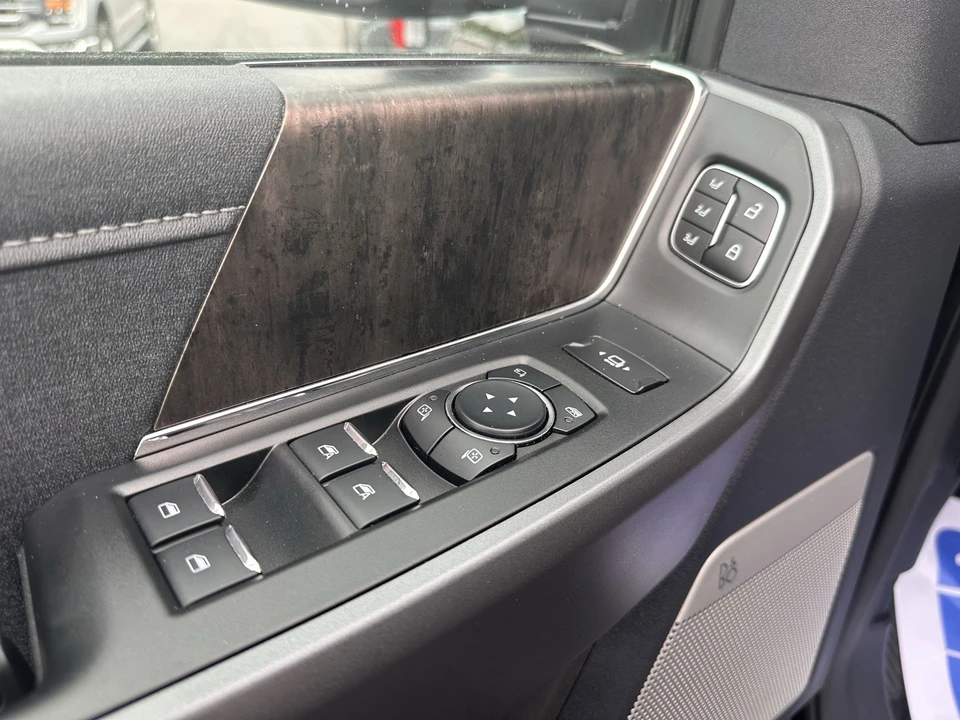 2026 Ford Super Duty 5th Gen - Image 18 of 31