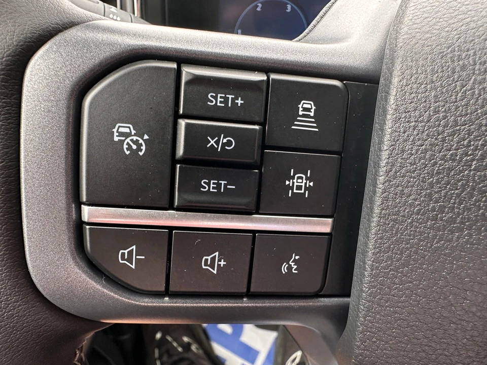 2026 Ford Super Duty 5th Gen - Image 25 of 31