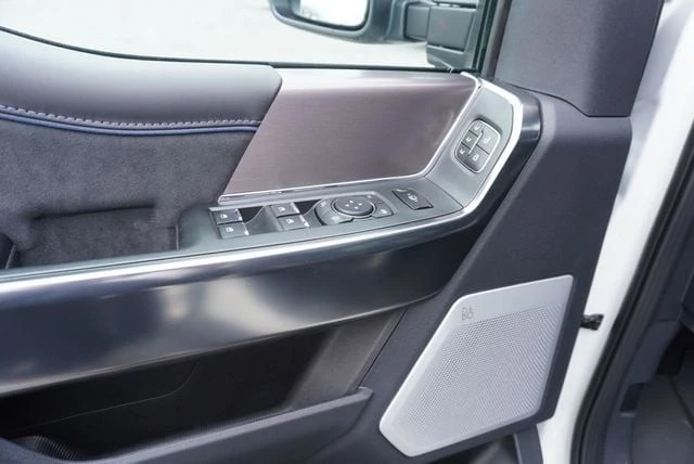 2026 Ford Super Duty 5th Gen - Image 29 of 31
