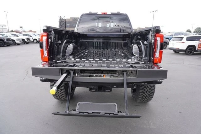2026 Ford Super Duty 5th Gen - Image 11 of 21
